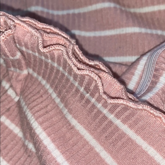 Off the shoulder pink top - Picture 3 of 3